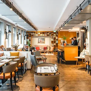 Hotell Henri Downtown