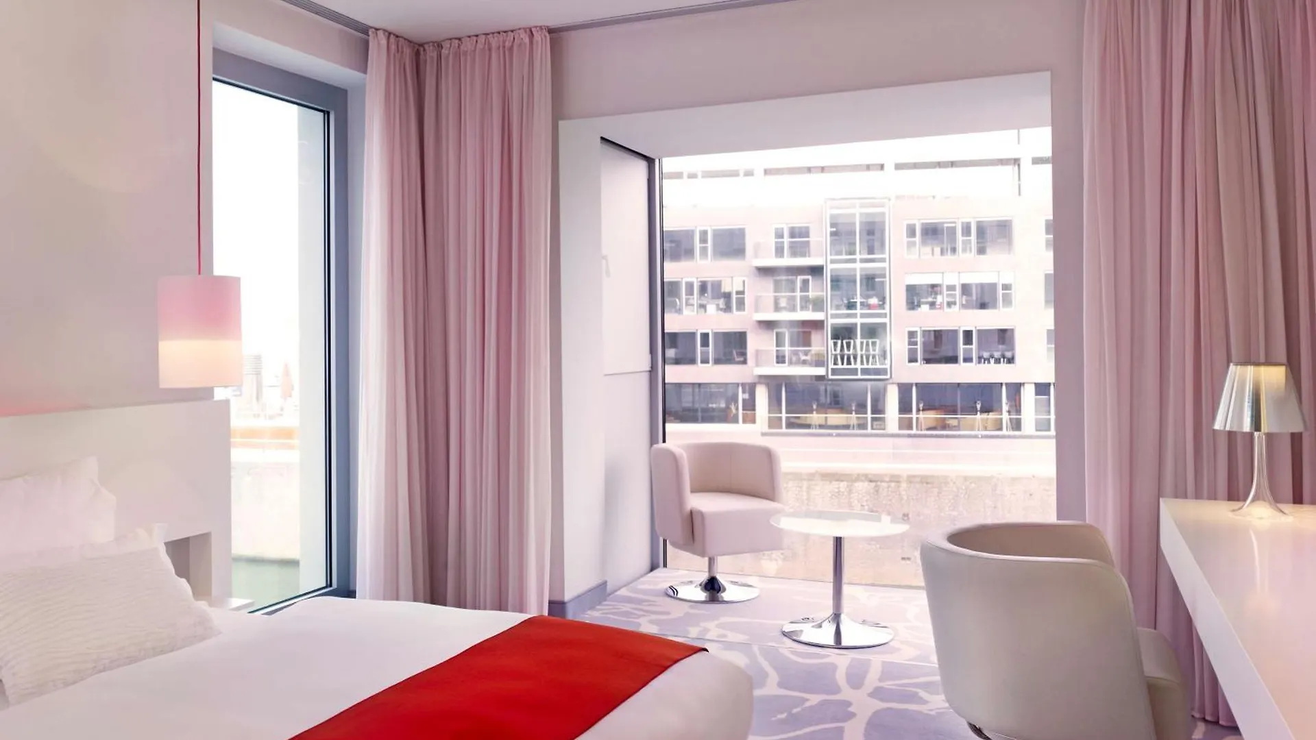Art'Otel Cologne, Powered By Radisson Hotels 4*,